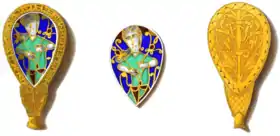 Le joyau d'Alfred vu de devant, la plaque d'émail isolée et vu de derrière.