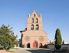 L'église Saint-Jean-Baptiste, façade et clocher-mur.