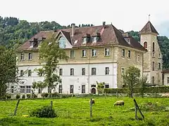 Ancien prieuré de Vaucluse. Actuellement I.M.P.