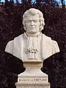 Le buste du baron Thénard, dans son village natal.