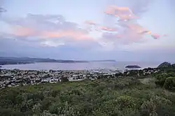 La baie de la Ciotat vue depuis la route des Crêtes à l'ouest.