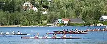 Compétition de canoë-kayak sur le lac