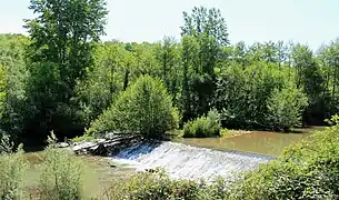Baïsole qui alimente le lac.