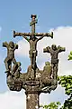 Lampaul-Guimiliau : partie sommitale du calvaire situé au sein de l'enclos paroissial.