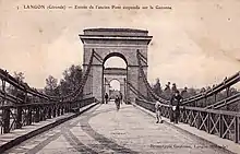 Ancien pont suspendu.