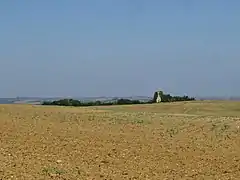 Moulin situé sur les hauteurs de la commune.