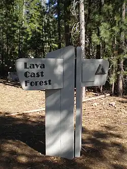 Panneau signalant la Lava Cast Forest en juillet 2011.