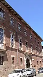 Hôtel de Voisins.