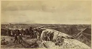 Le bastion 40, à la porte de Saint-Ouen, avec le canon « Joséphine ».
