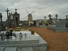 Le cimetière