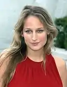 Leelee Sobieski.