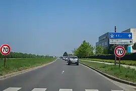 Côte de la Communauté (D402), accès ouest à Lieusaint.