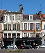 4-6 place Maurice Schumann