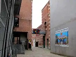 Entrée de la Maison folie de Moulins rue d'Arras