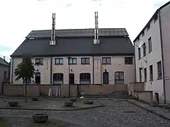 Bâtiment de l'ancienne verrerie.