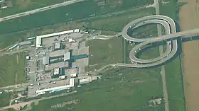 Extrémité chinoise du Lotus Bridge