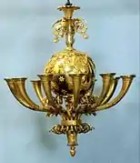 Lustre placé dans la Galerie du Château-Neuf, vers 1811, bronze doré, Feuchère, Mobilier National.