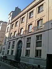 Façade du collège de la rue Barbette, qui accueille une partie des collégiens.