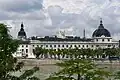Le quai Jules-Courmont sur lequel donne la façade monumentale de l'Hôtel-Dieu de Lyon.