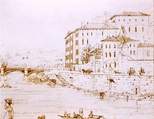 La Saône en aval du pont de Serin,Balthazar-Augustin Hubert de Saint Didier, 1817Le grenier d’abondance vu en forte perspective au centre de l’image. À sa droite, la place de la Butte avec ses hauts arbres, entourée d'un mur avec portique surélevé surmonté par une enseigne.