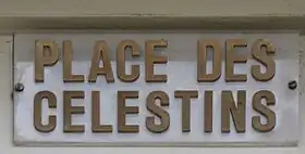 Voir la plaque.