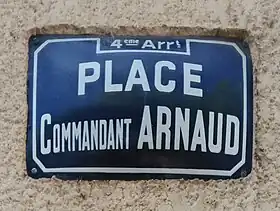 Voir la plaque.