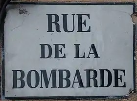 Voir la plaque.