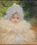 Madeleine Lemoine, la nièce du peintre, est représentée habillée d'une robe blanche, ses cheveux sont recouverts d'une coiffe blanche, devant des végétaux.