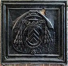 Aux armes du duc de Richelieu.