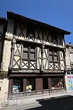 Ancienne demeure à colombages.