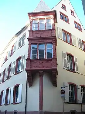 Maison (XVIIe) au no 8 Inscrit MH (1929)