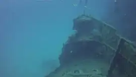 La proue vue de la passerelle