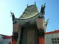 Le Grauman's Chinese Theatre.