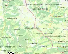 Carte élémentaire montrant les limites de la commune, les communes voisines, les zones de végétation et les routes
