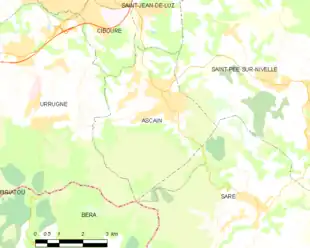 Carte montrant le territoire de la commune et les localités limitrophes.