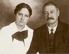 Maria Oliva et son père Giuseppe Bonaldo quelques jours avant son entrée au couvent