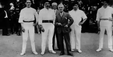 Photographie en noir et blanc de Maurice Ravel à Ciboure