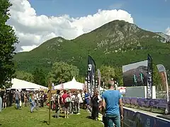 Le Maxi-Village sur la plage d'Albigny