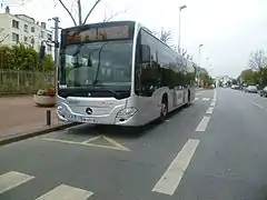 Mercedes-Benz Citaro C2 6095 en pause à la gare d'Enghien-les-Bains.