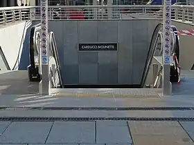 Entrée de la station.