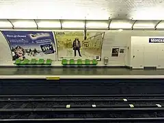 Vue détaillée de l'aménagement des quais.