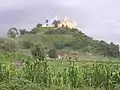 L'église baroque de l'époque coloniale Nuestra Señora de los Remedios surmontant la Grande Pyramide de Cholula.
