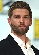 Mike Vogel interprète Barbie.