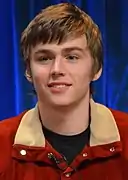 Miles Heizer interprète Alex Standall