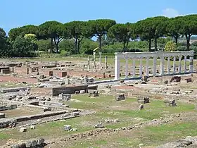 Image illustrative de l’article Minturnae