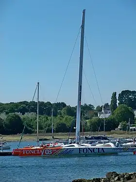 Le Mod70 Foncia au centre Nautique de Kerleven, dans le Finistère, en 2012