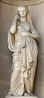 Modestie (1861), Paris, palais du Louvre, façade est de la Cour carrée.