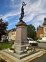 Le Poilu victorieux de Songeons