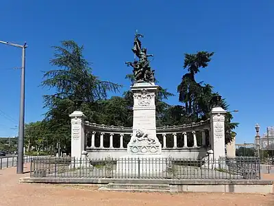 Monument des mobiles et des légionnaires du Rhône (1887), Lyon, place du Général-Leclerc.