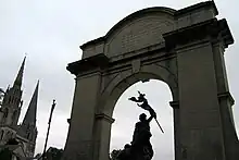 À la mémoire des enfants d'Eure-et-Loir morts pour la patrie, place Châtelet.